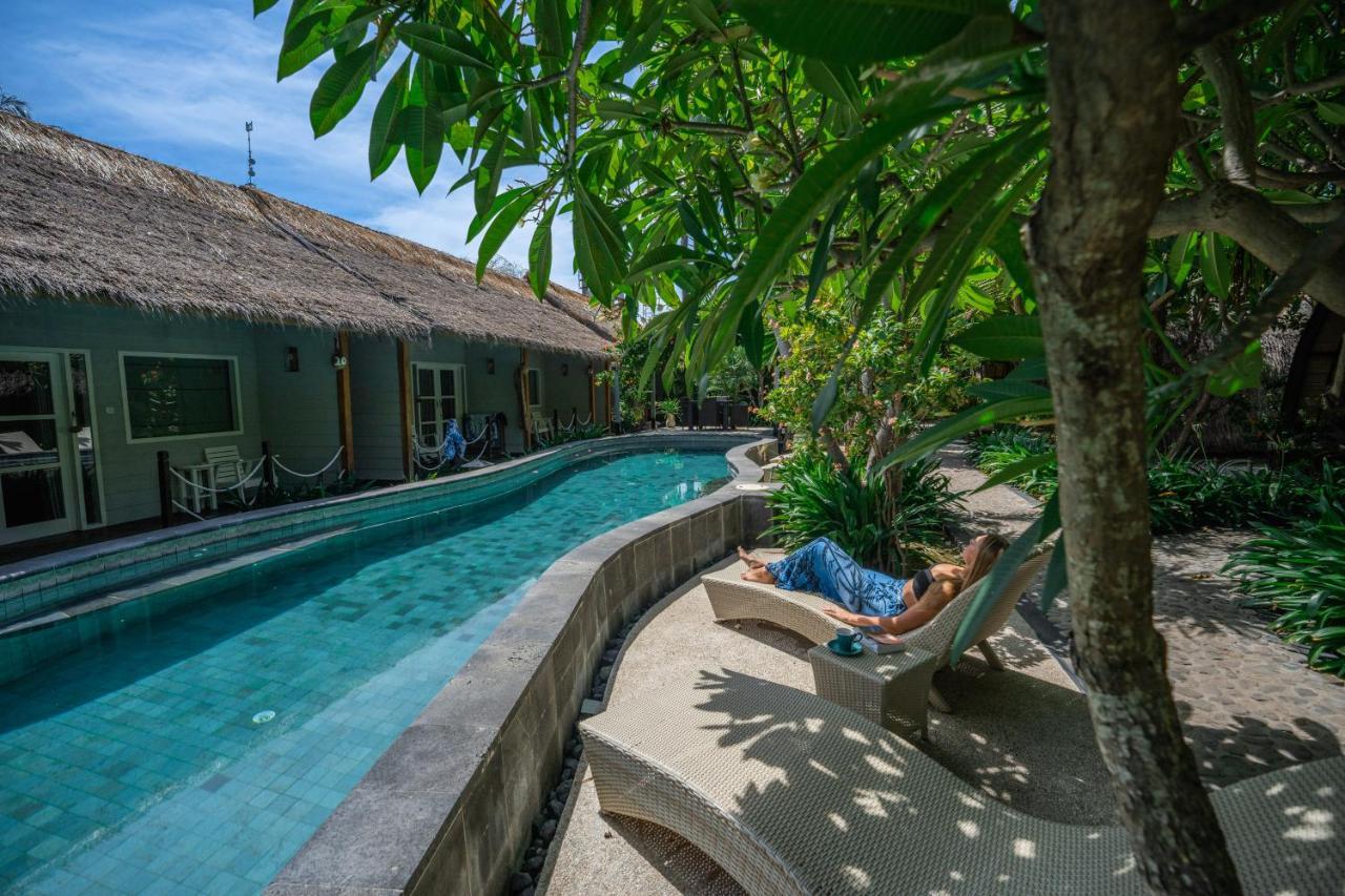 Manta Dive Gili Trawangan Resort Bagian luar foto